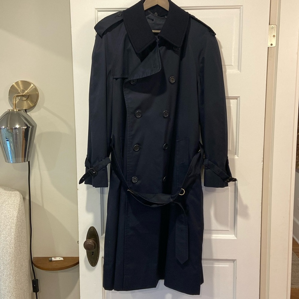 Burberry Men’s Trench Coat vintage, size 52 w/ detachable wool liner and collar